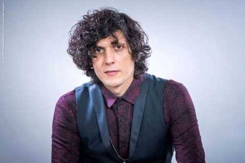 Bari, Feltrinelli: Ermal Meta presenta il suo nuovo album 